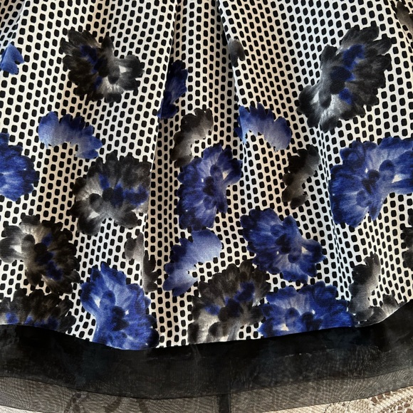 Express Black A-line Mini Skirt - Picture 4 of 5